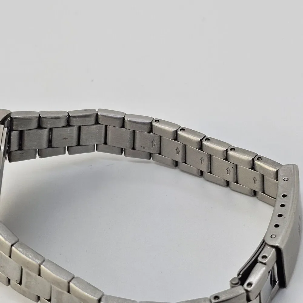 Bulova Women's Watch 28MM Gray Dial Bracelet‎ Band 7.5